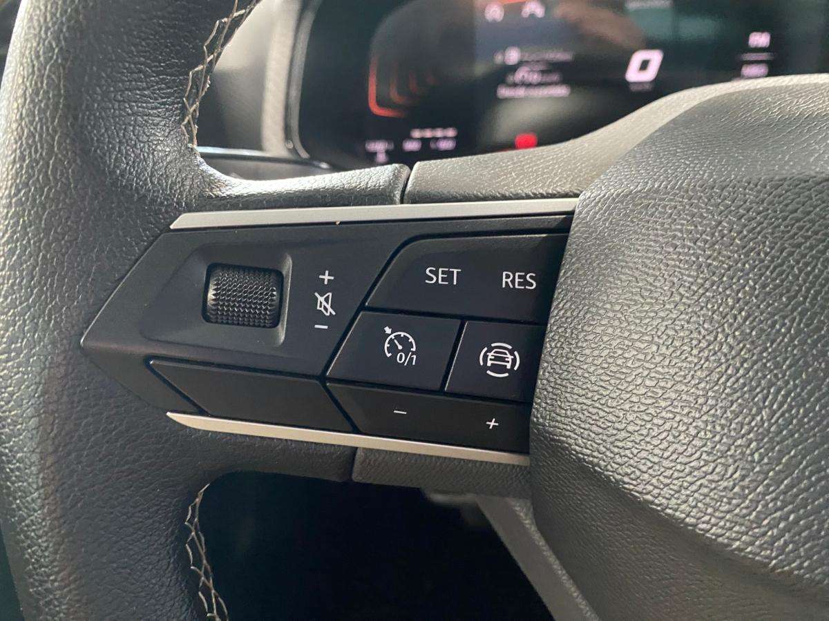 seat-arona-2025-gasolina-999cc