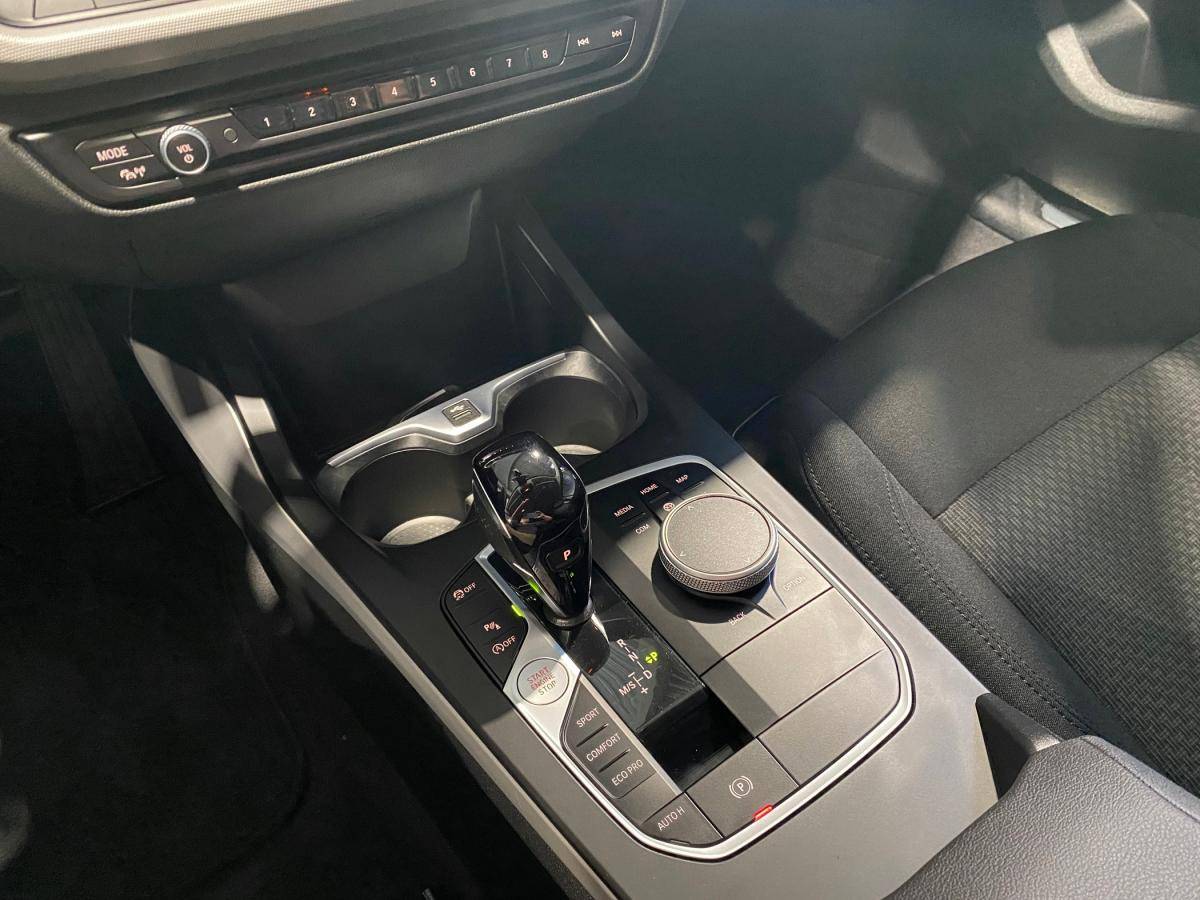 bmw-serie-1-2024-gasolina-1499cc