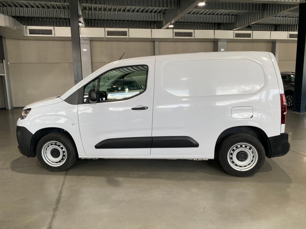 citroen-berlingo-2024-diesel-1499cc