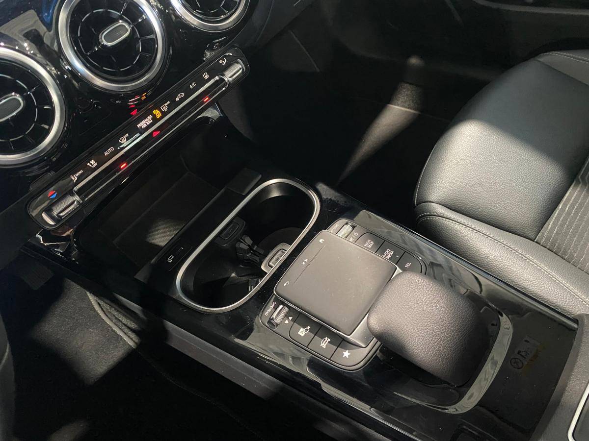 mercedes-benz-cla-2022-hibrido-a-gasolina-1332cc