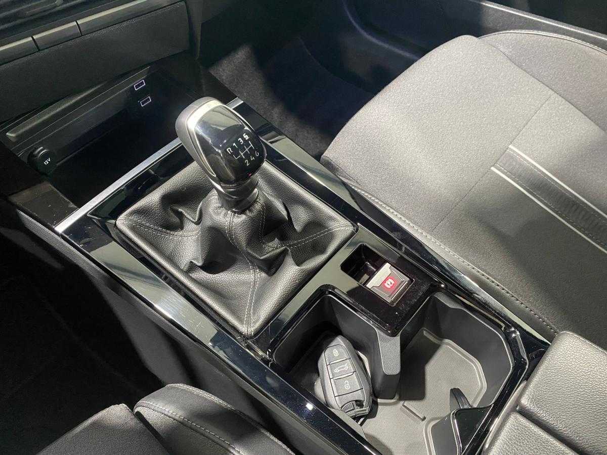 opel-astra-sport-tourer-2024-gasolina-1199cc