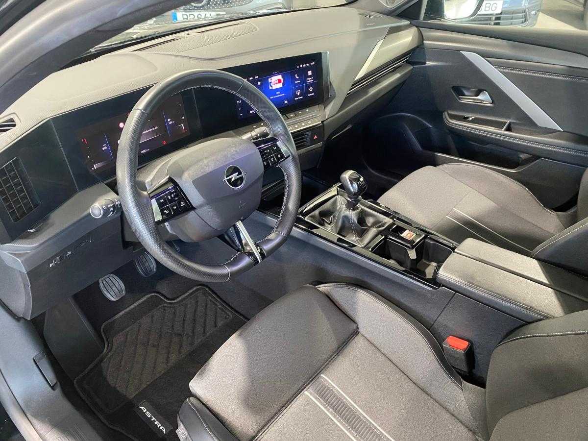 opel-astra-sport-tourer-2024-gasolina-1199cc