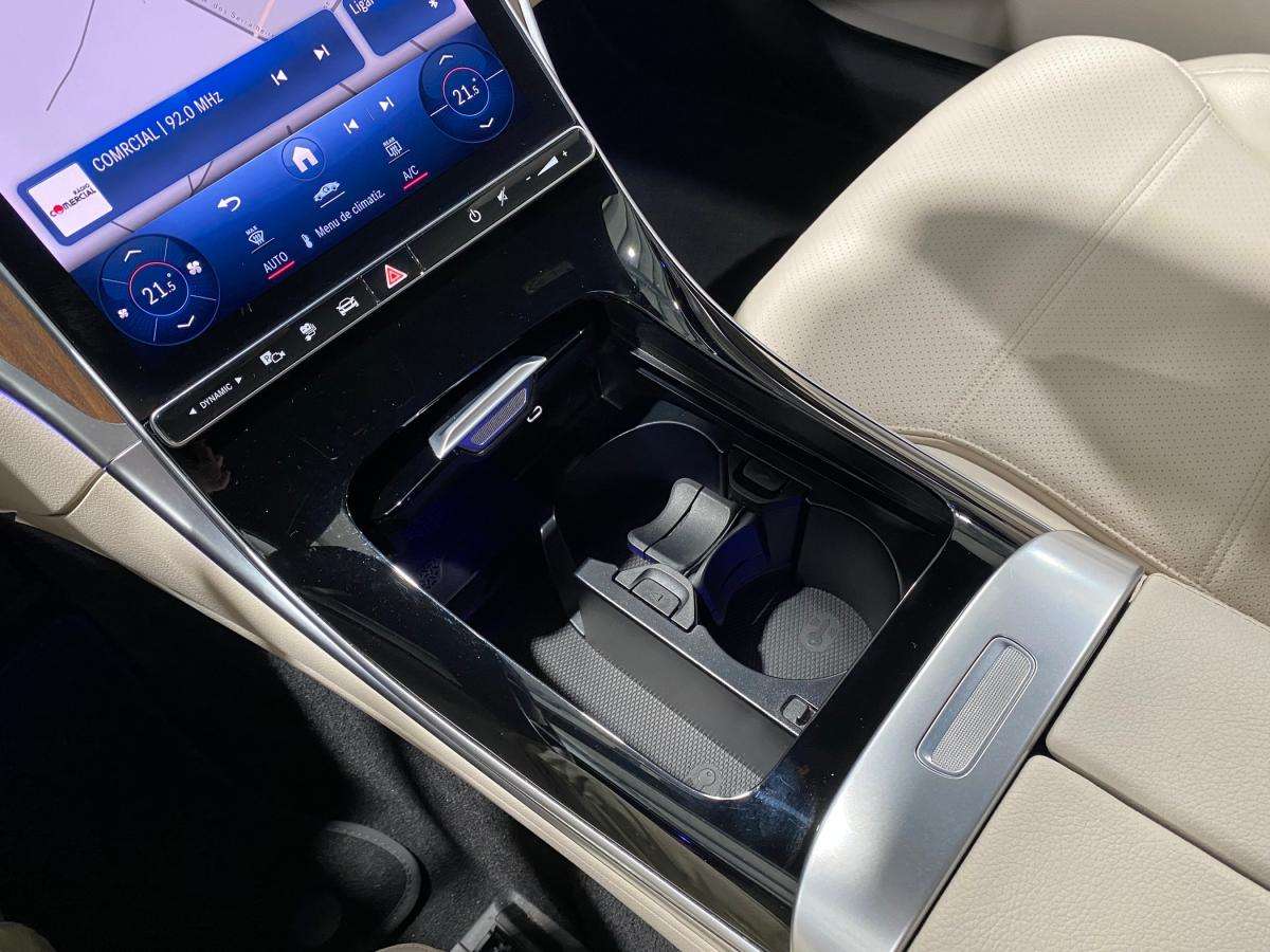 mercedes-benz-classe-c-2022-hibrido-a-gasolina-1999cc