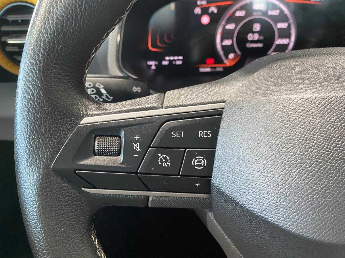 seat-arona-2024-gasolina-999cc