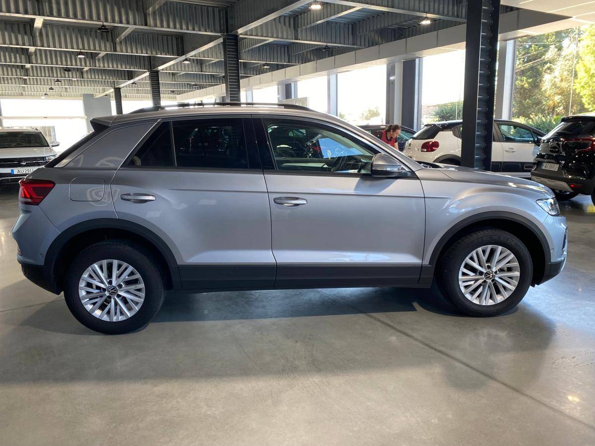 volkswagen-t-roc-2024-gasolina-999cc