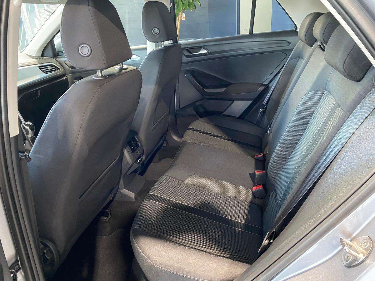 volkswagen-t-roc-2024-gasolina-999cc