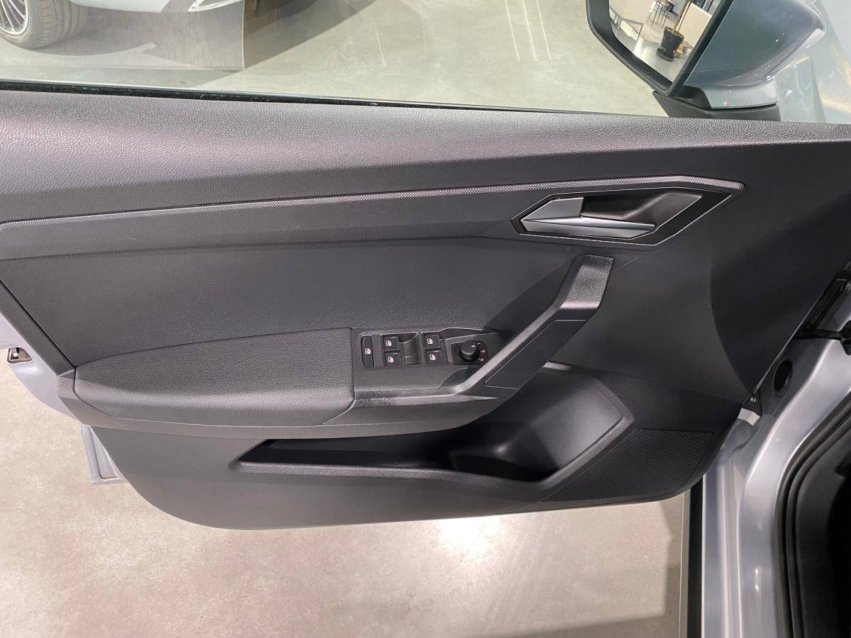 seat-arona-2025-gasolina-999cc