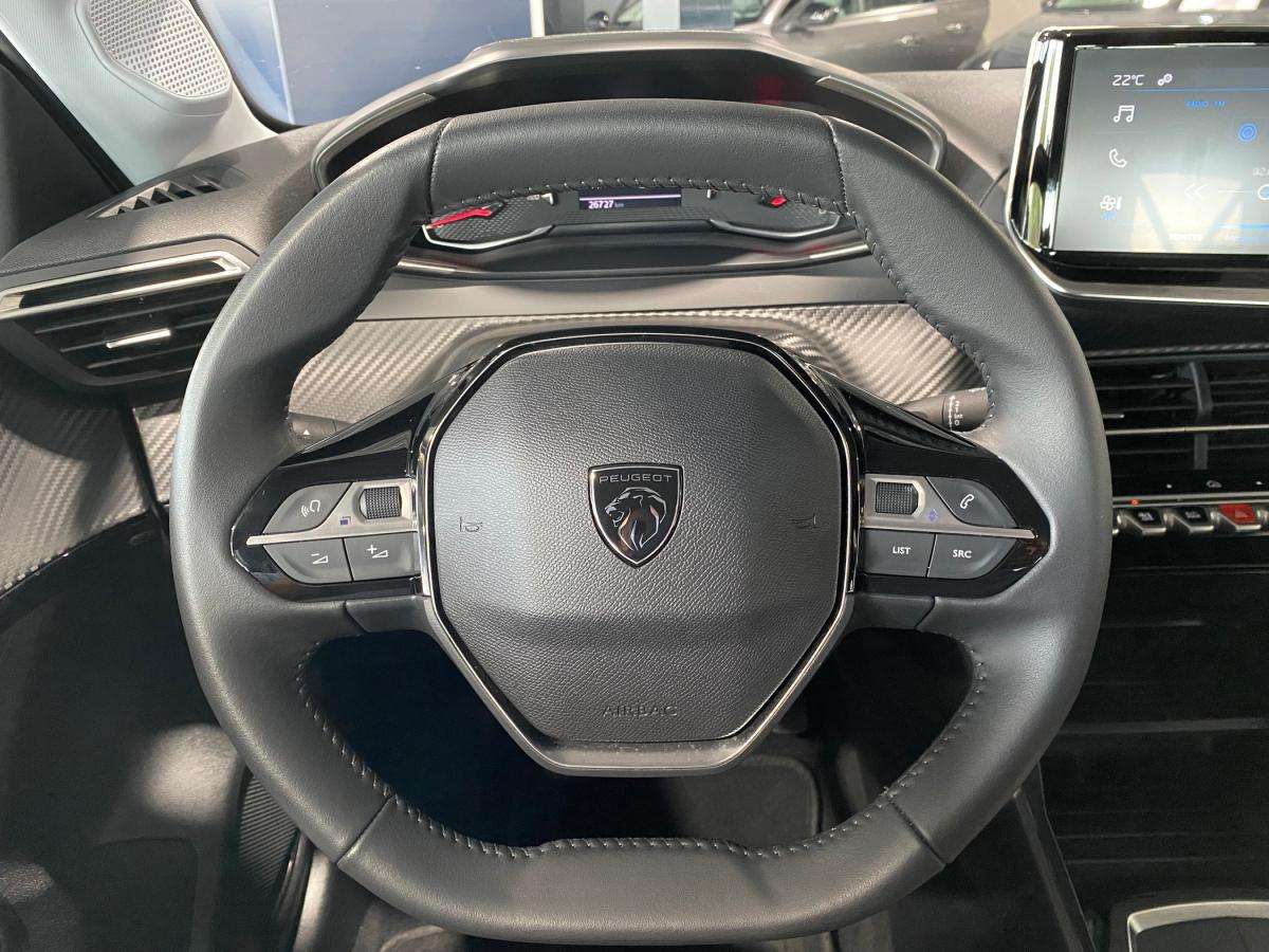 peugeot-208-2025-gasolina-1199cc