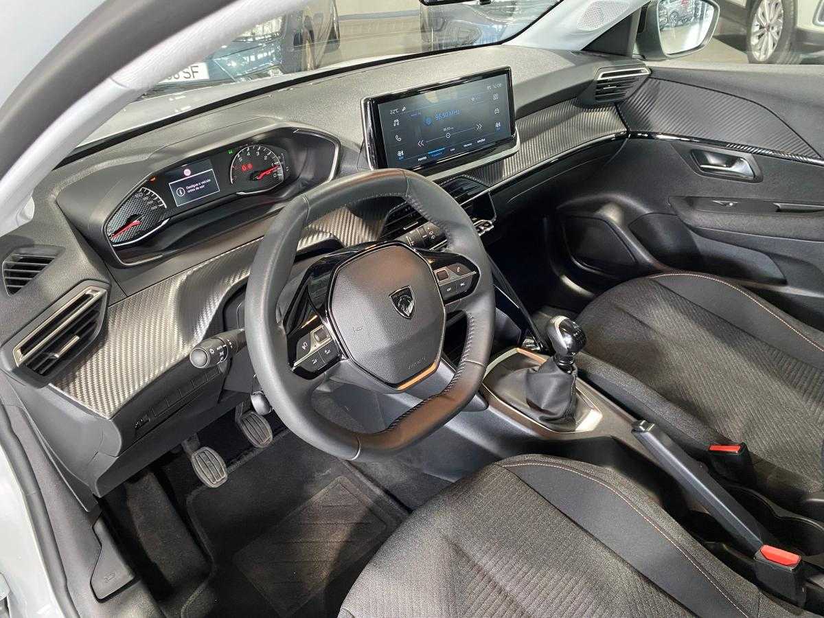 peugeot-208-2025-gasolina-1199cc