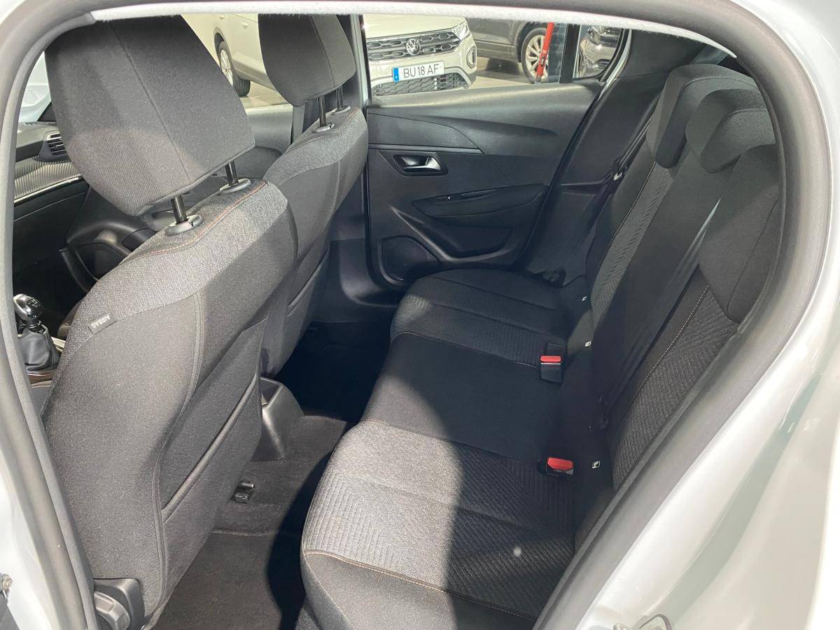 peugeot-208-2025-gasolina-1199cc