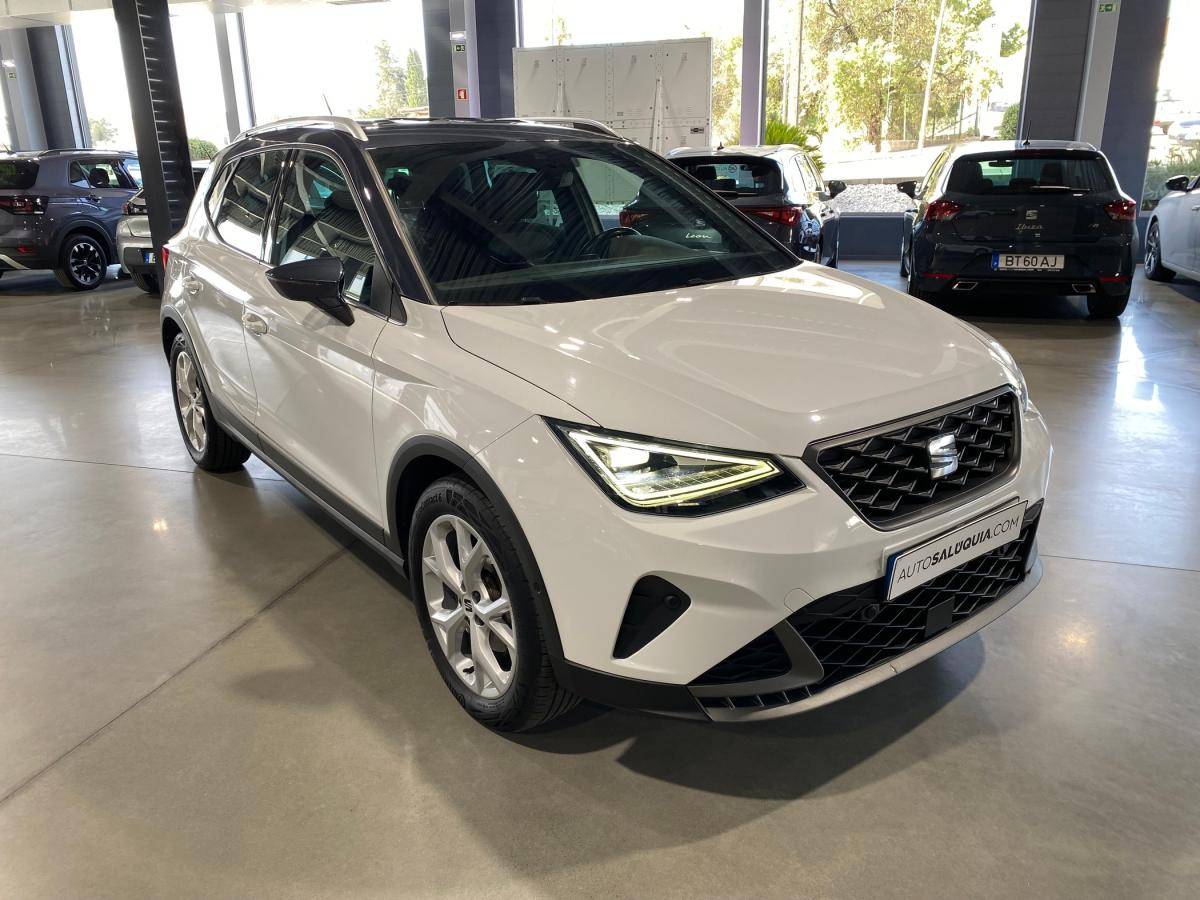 seat-arona-2024-gasolina-999cc