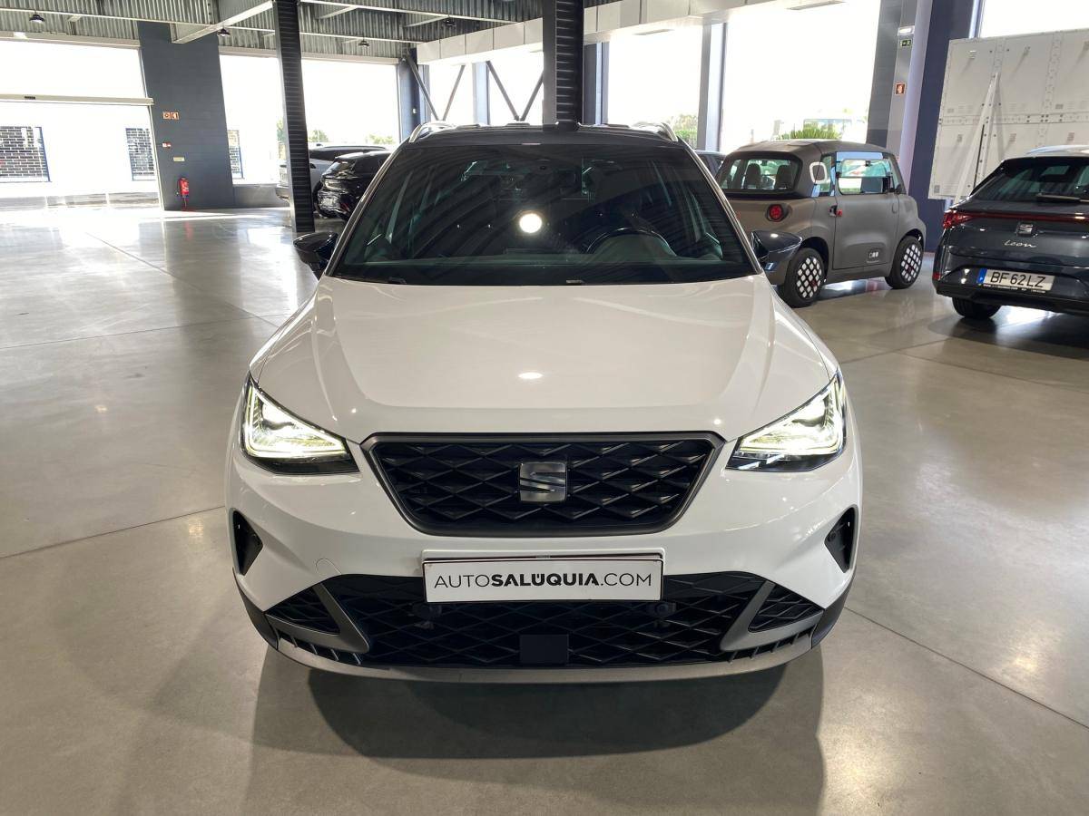 seat-arona-2024-gasolina-999cc