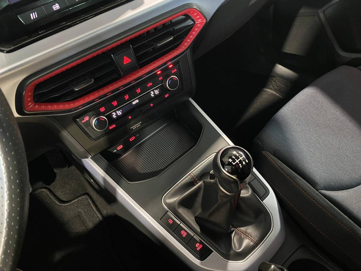 seat-arona-2024-gasolina-999cc