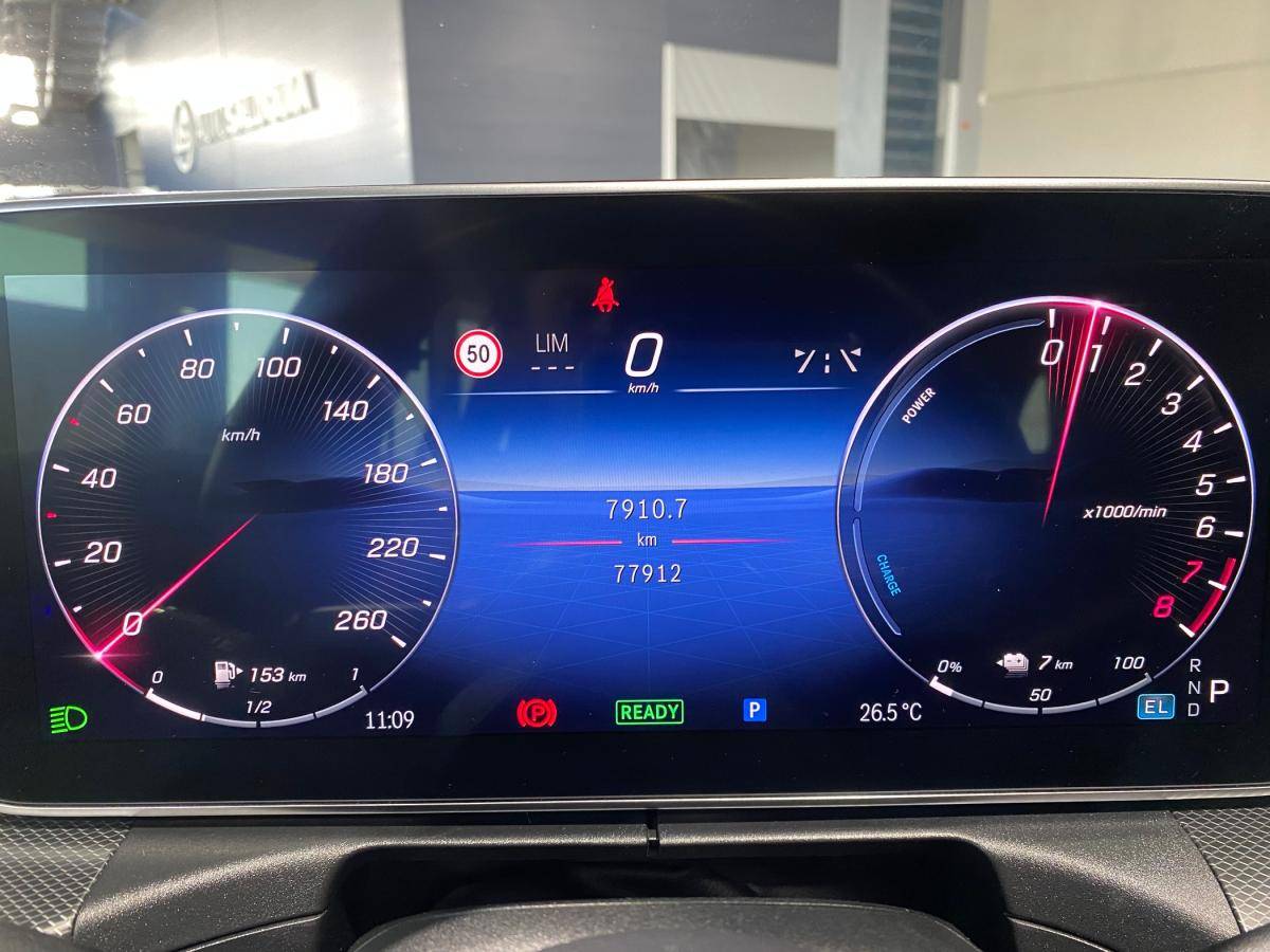 mercedes-benz-classe-c-2023-hibrido-a-gasolina-1999cc