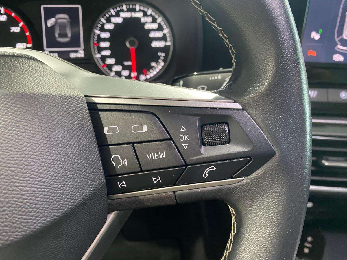 seat-leon-st-2023-gasolina-999cc