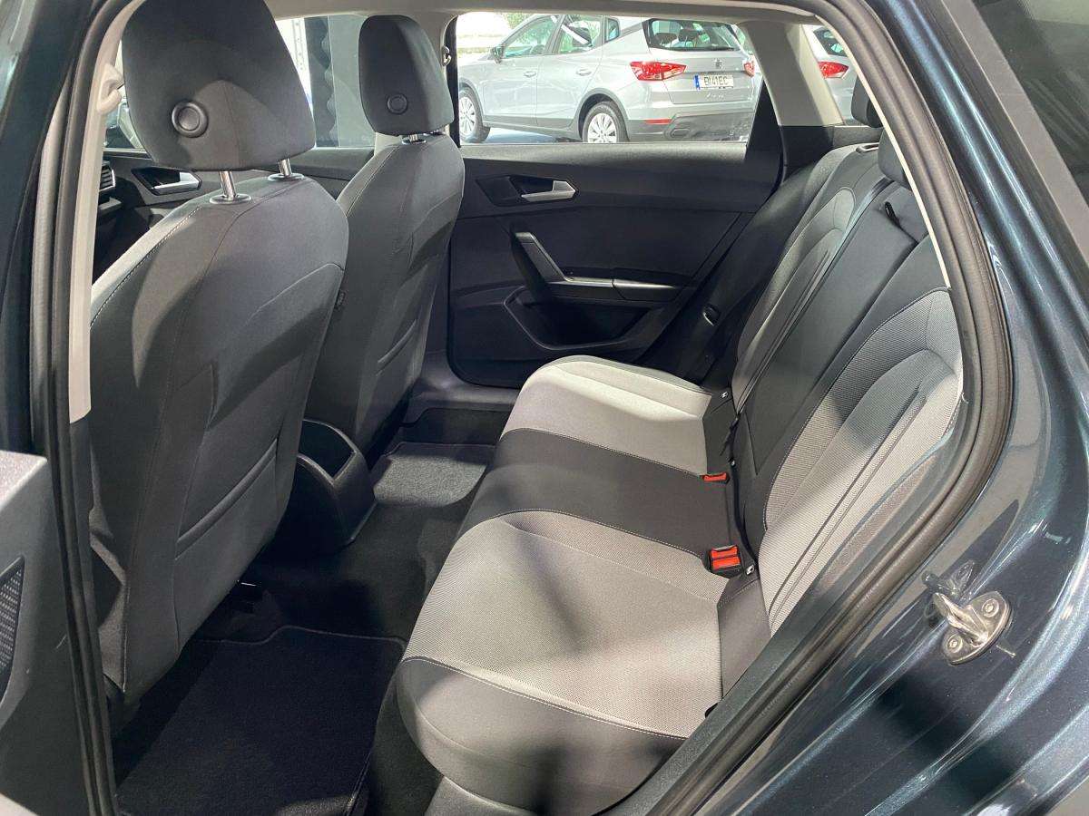seat-leon-st-2023-gasolina-999cc