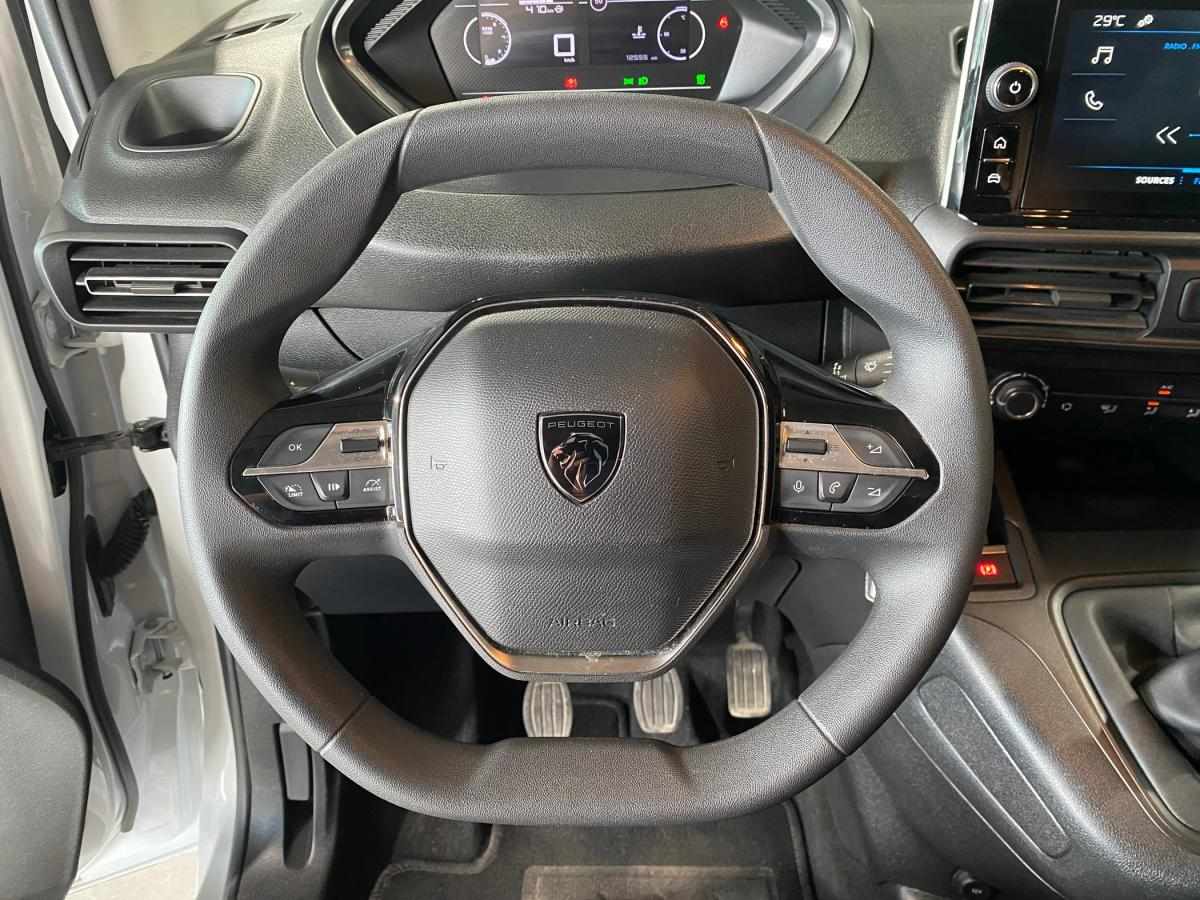 peugeot-partner-2025-diesel-1499cc