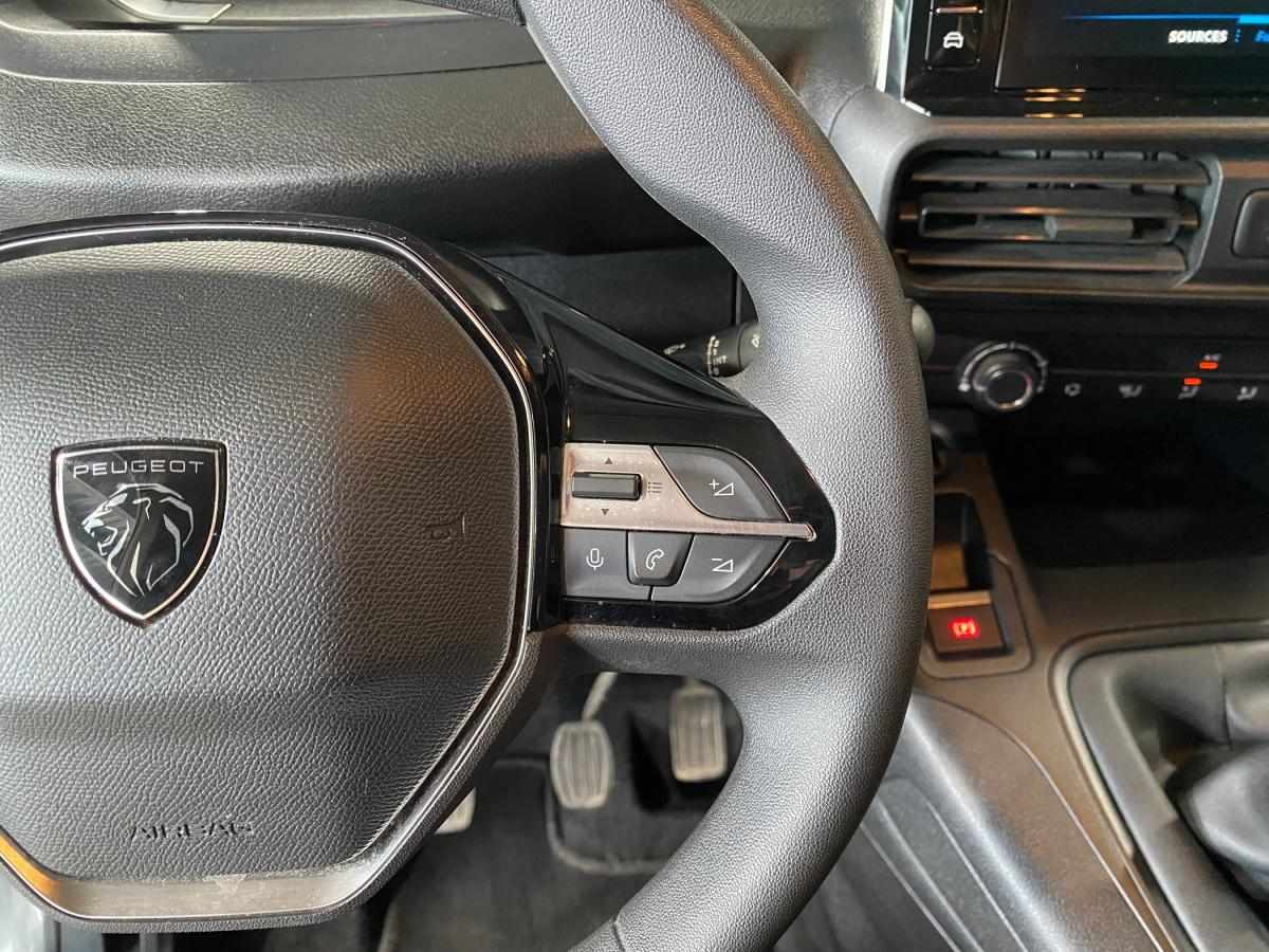peugeot-partner-2025-diesel-1499cc