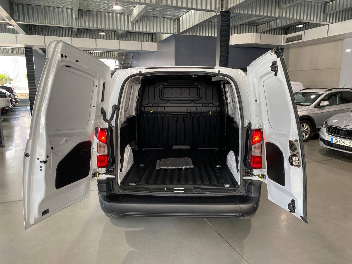 peugeot-partner-2025-diesel-1499cc