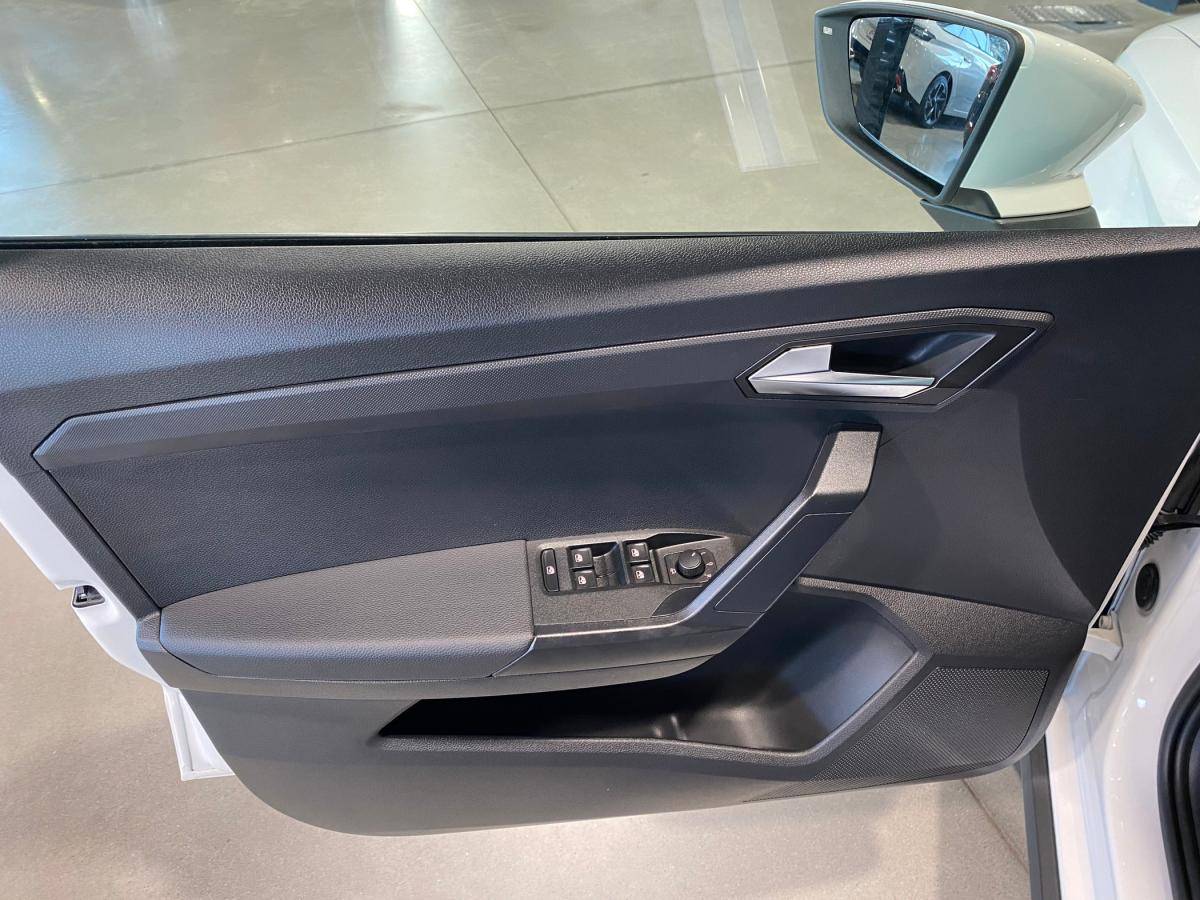 seat-arona-2024-gasolina-999cc