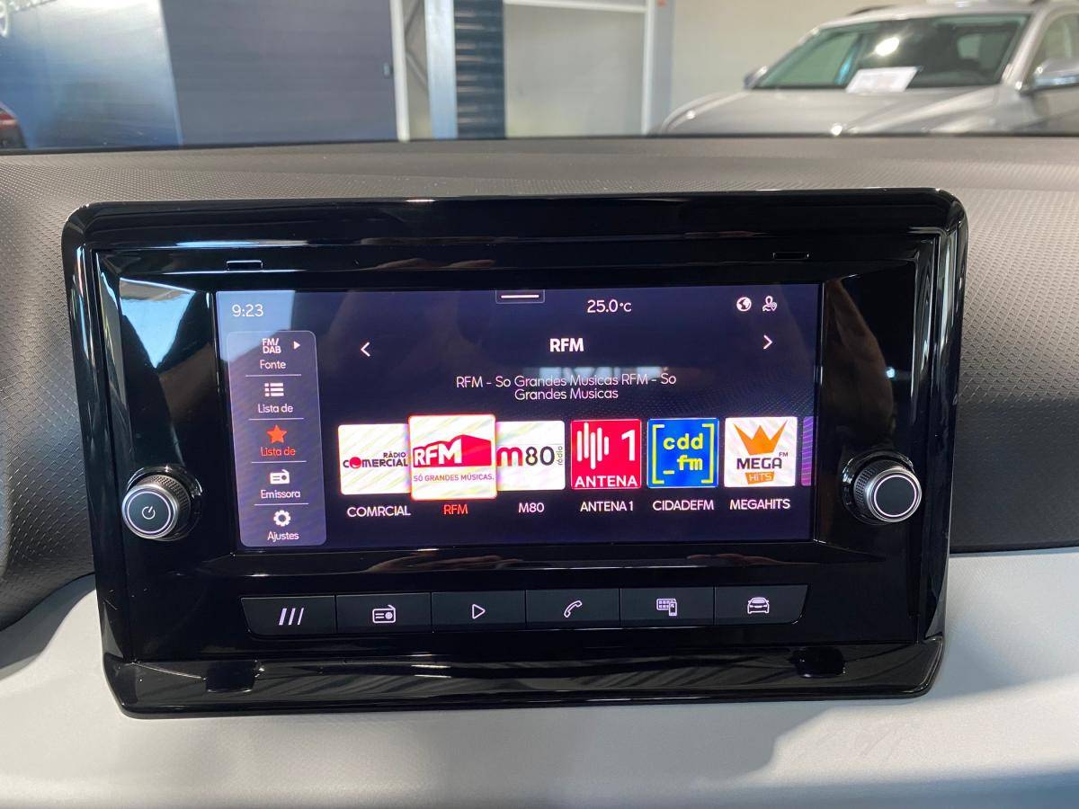 seat-arona-2024-gasolina-999cc