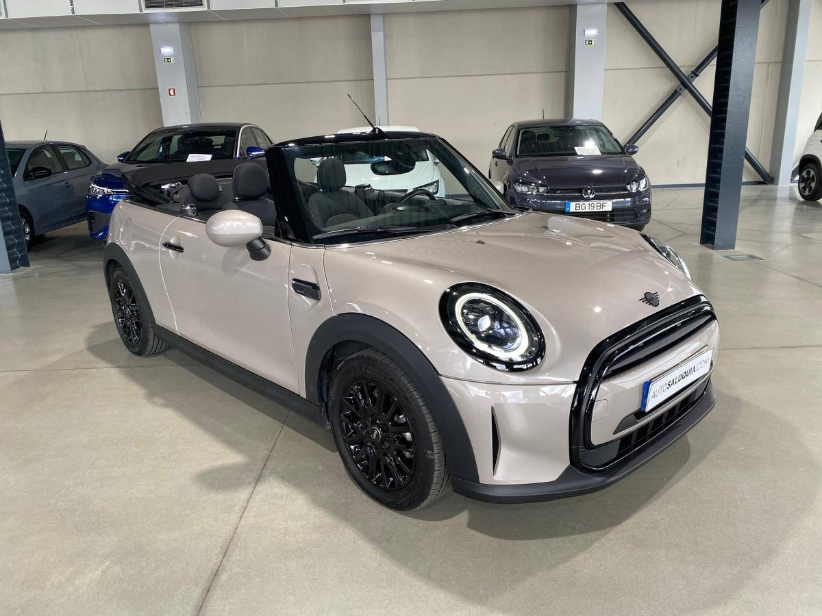 mini-cabrio-2023-gasolina-1499cc