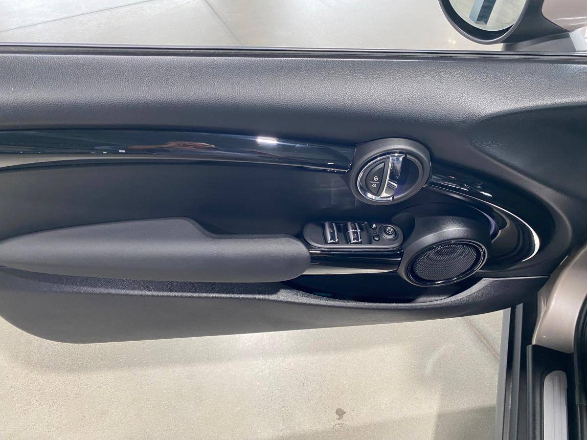 mini-cabrio-2023-gasolina-1499cc