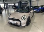 mini-cabrio-2023-gasolina-1499cc