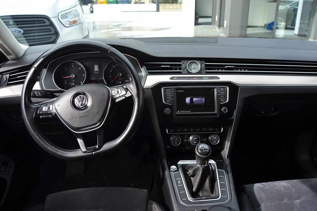 volkswagen-passat-2-0-tdi-bluemotion-2016-diesel-1968cc