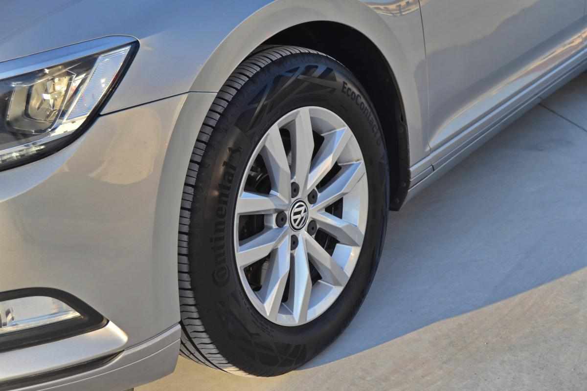 volkswagen-passat-2-0-tdi-bluemotion-2015-diesel-1968cc