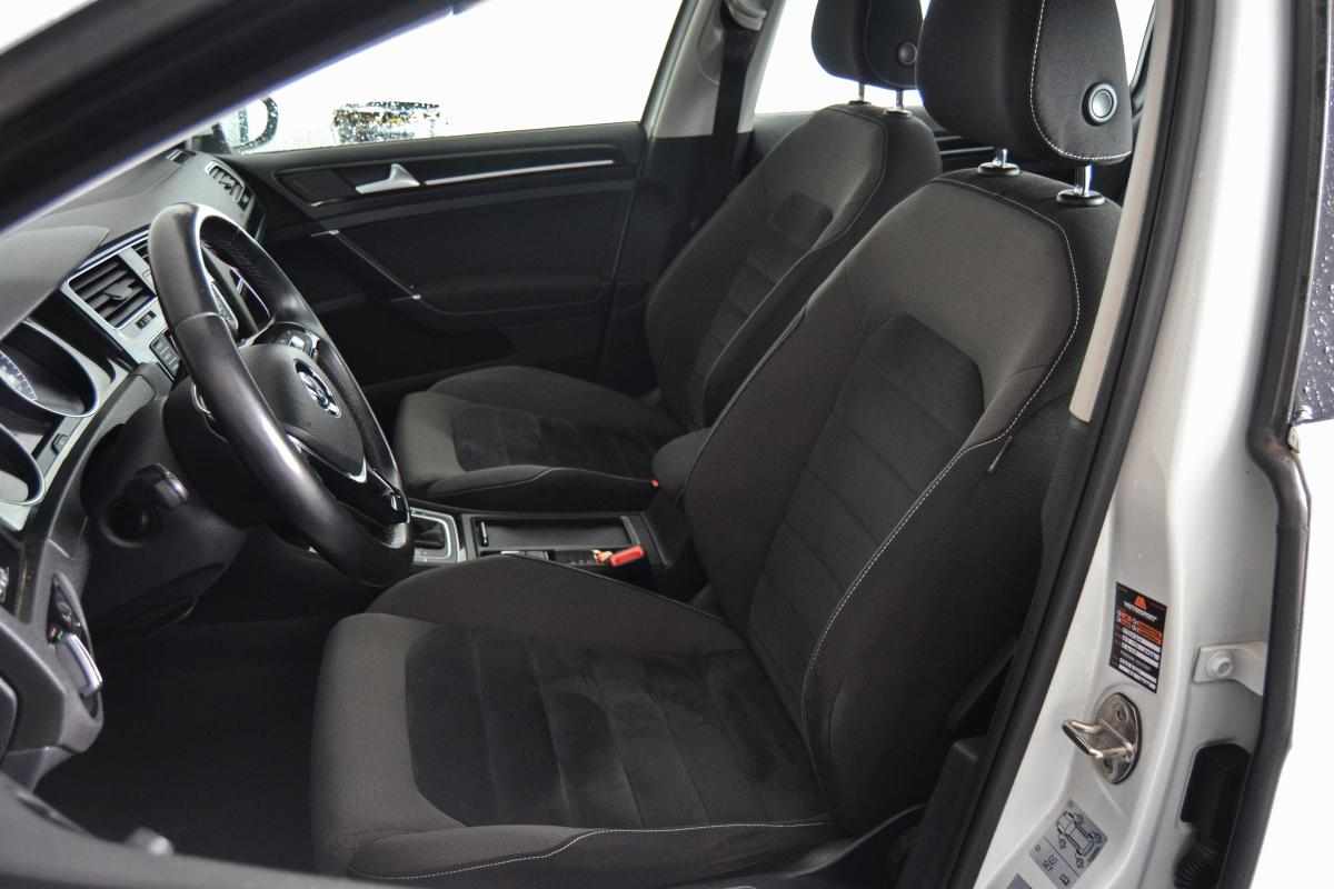 volkswagen-golf-variant-2013-diesel-1600cc