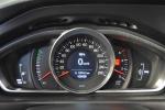 volvo-v40-cross-country-2015-diesel-1600cc
