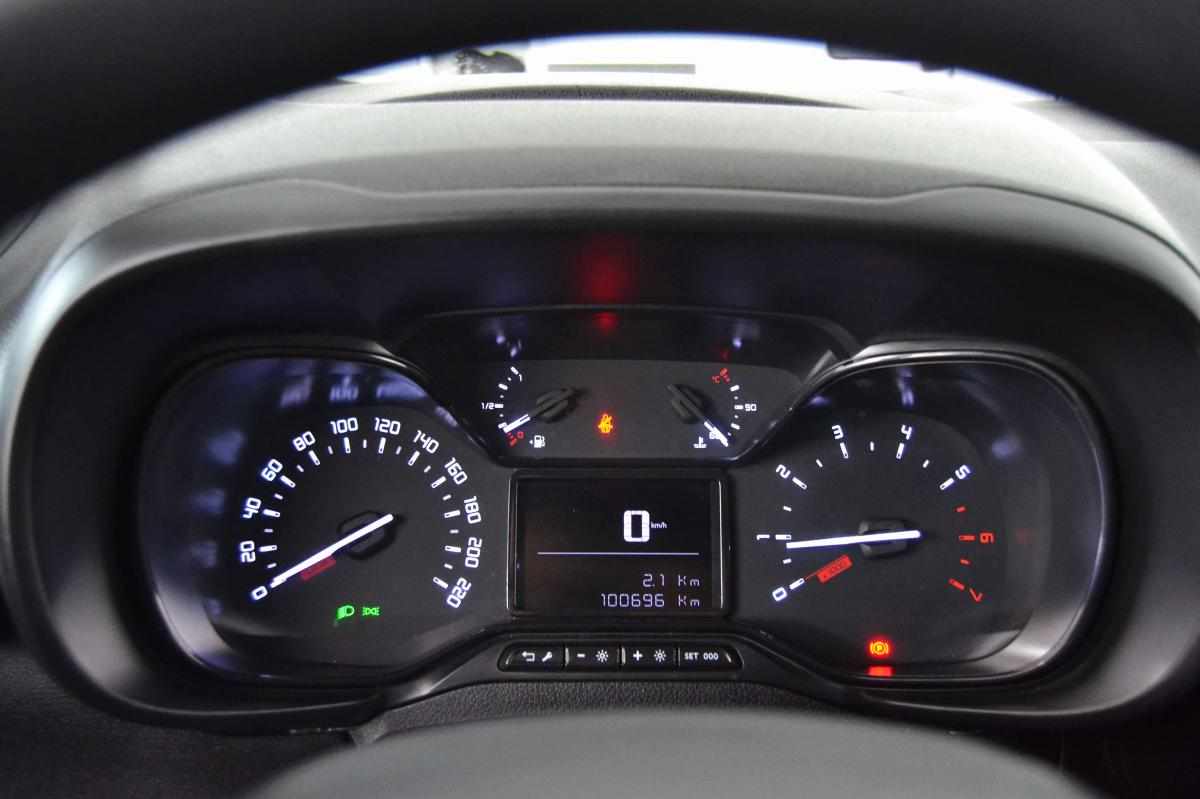 citroen-berlingo-1-5-102cv-2023-diesel-1499cc