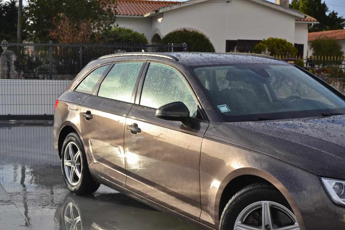 audi-a4-avant-2-0-tdi-190-2017-diesel-2000cc