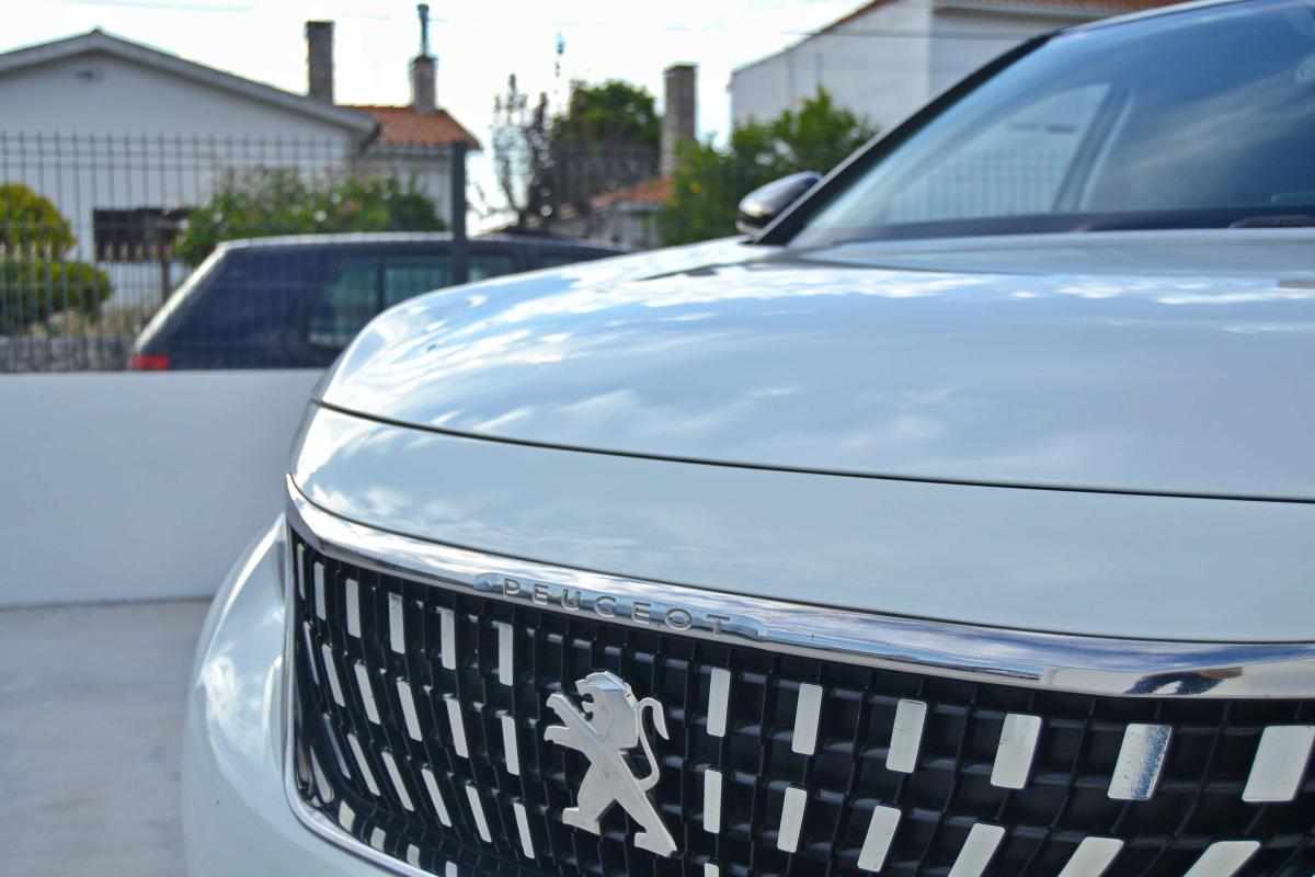 peugeot-3008-1-6-bluehdi-2017-diesel-1560cc