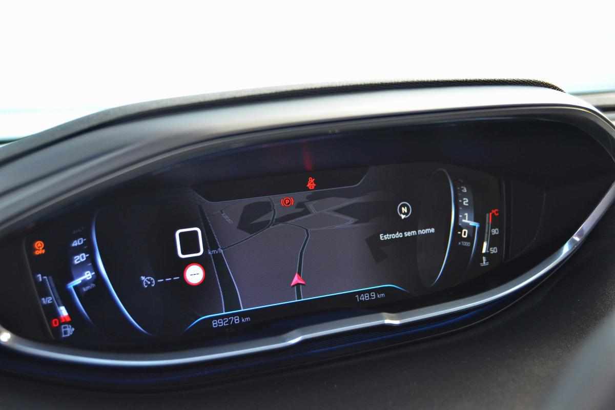 peugeot-3008-1-6-bluehdi-2017-diesel-1560cc