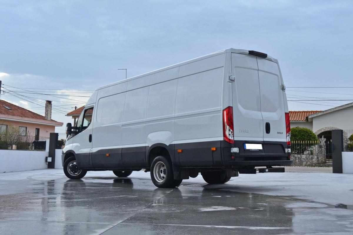 iveco-daily-2014-diesel-2300cc
