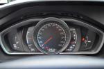 volvo-v40-2016-diesel-2000cc