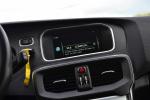 volvo-v40-2016-diesel-2000cc