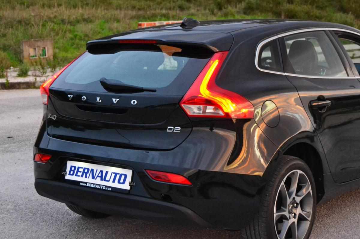 volvo-v40-d2-2016-diesel-2000cc