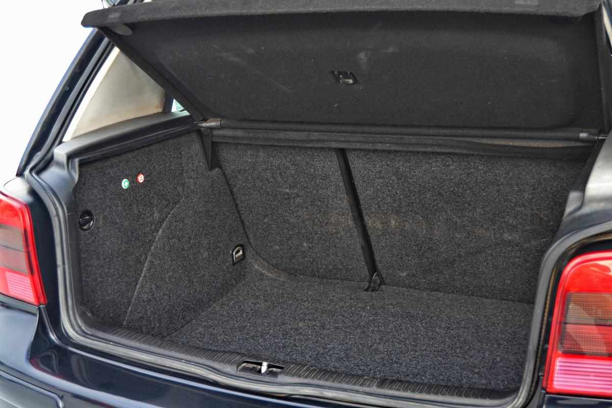 volkswagen-golf-1-9-tdi-2001-diesel-1896cc