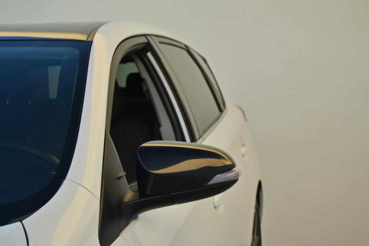 toyota-auris-1-8hsd-2017-hibrido-1800cc