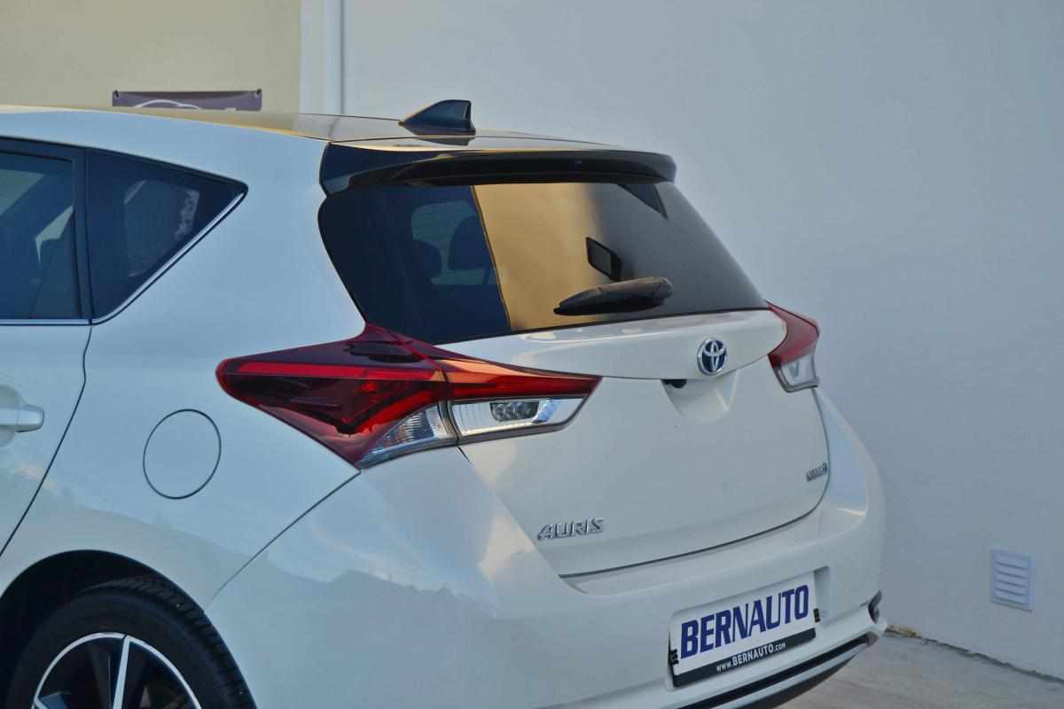 toyota-auris-1-8hsd-2017-hibrido-1800cc