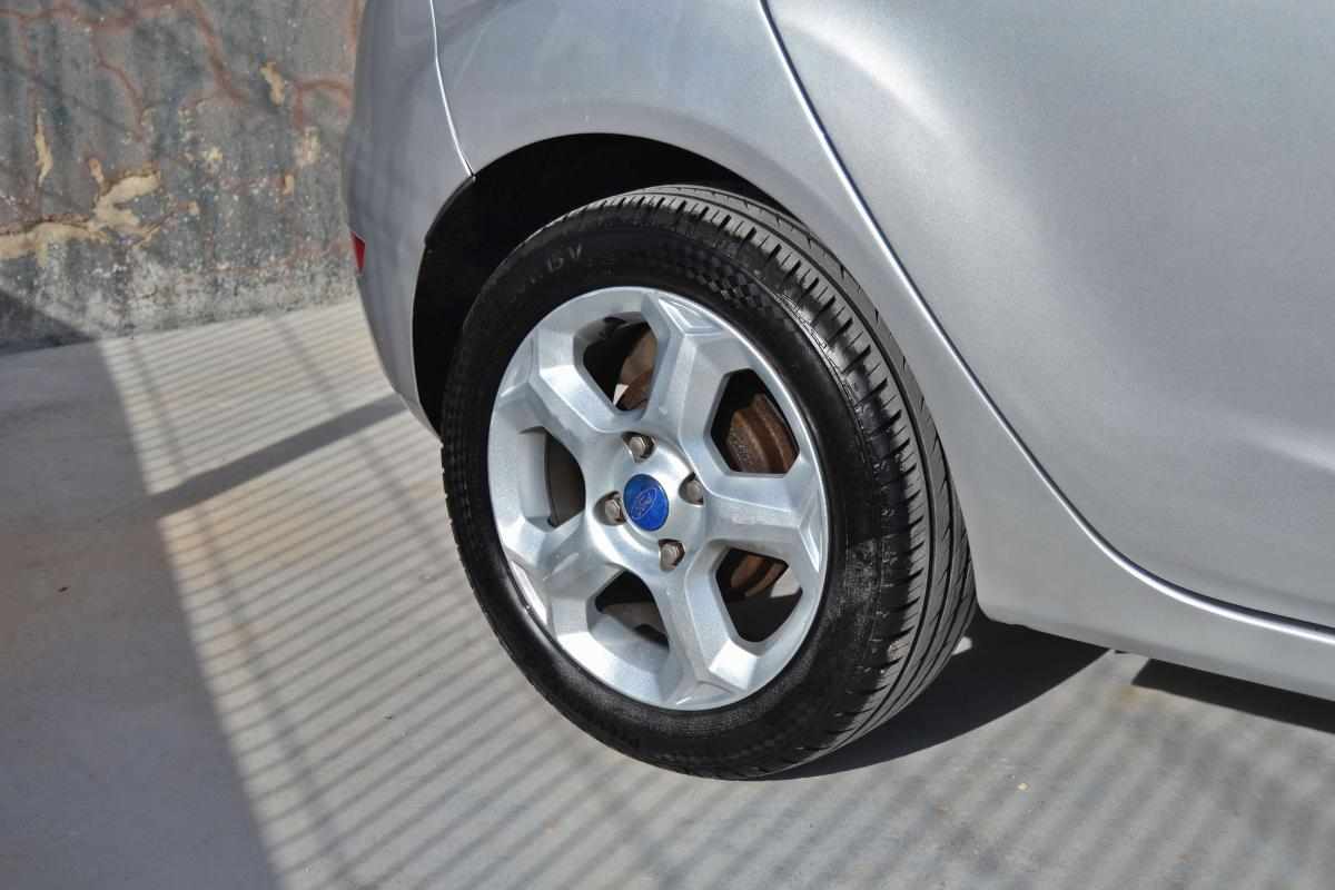ford-fiesta-1-25-2011-gasolina-1242cc