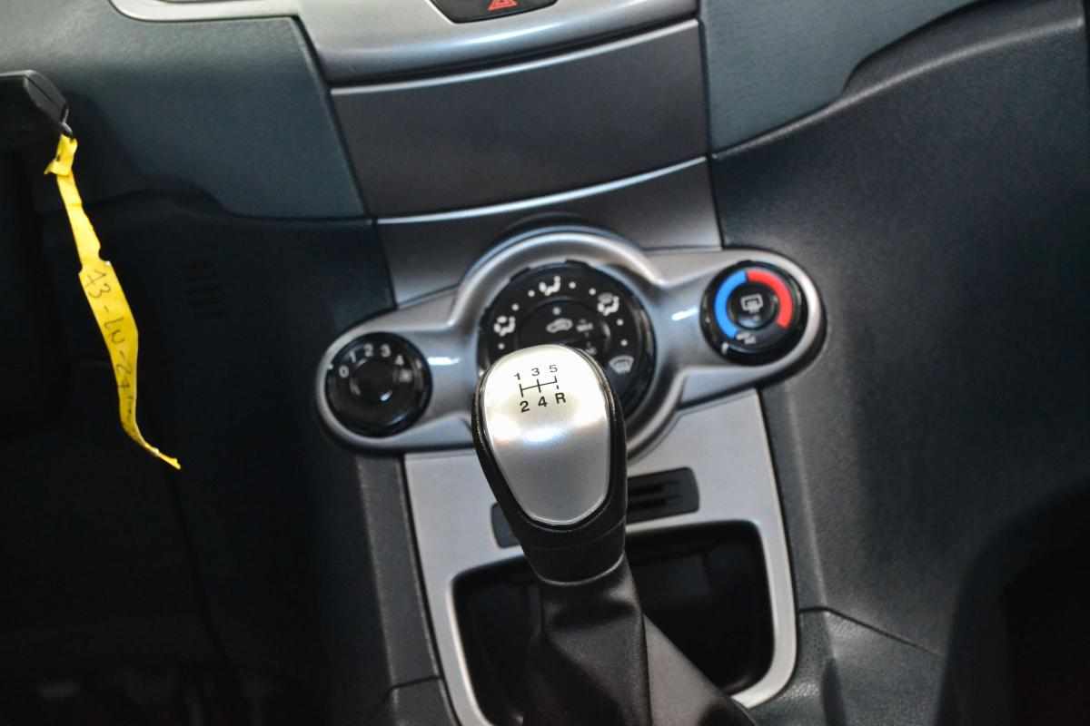ford-fiesta-1-25-2011-gasolina-1242cc