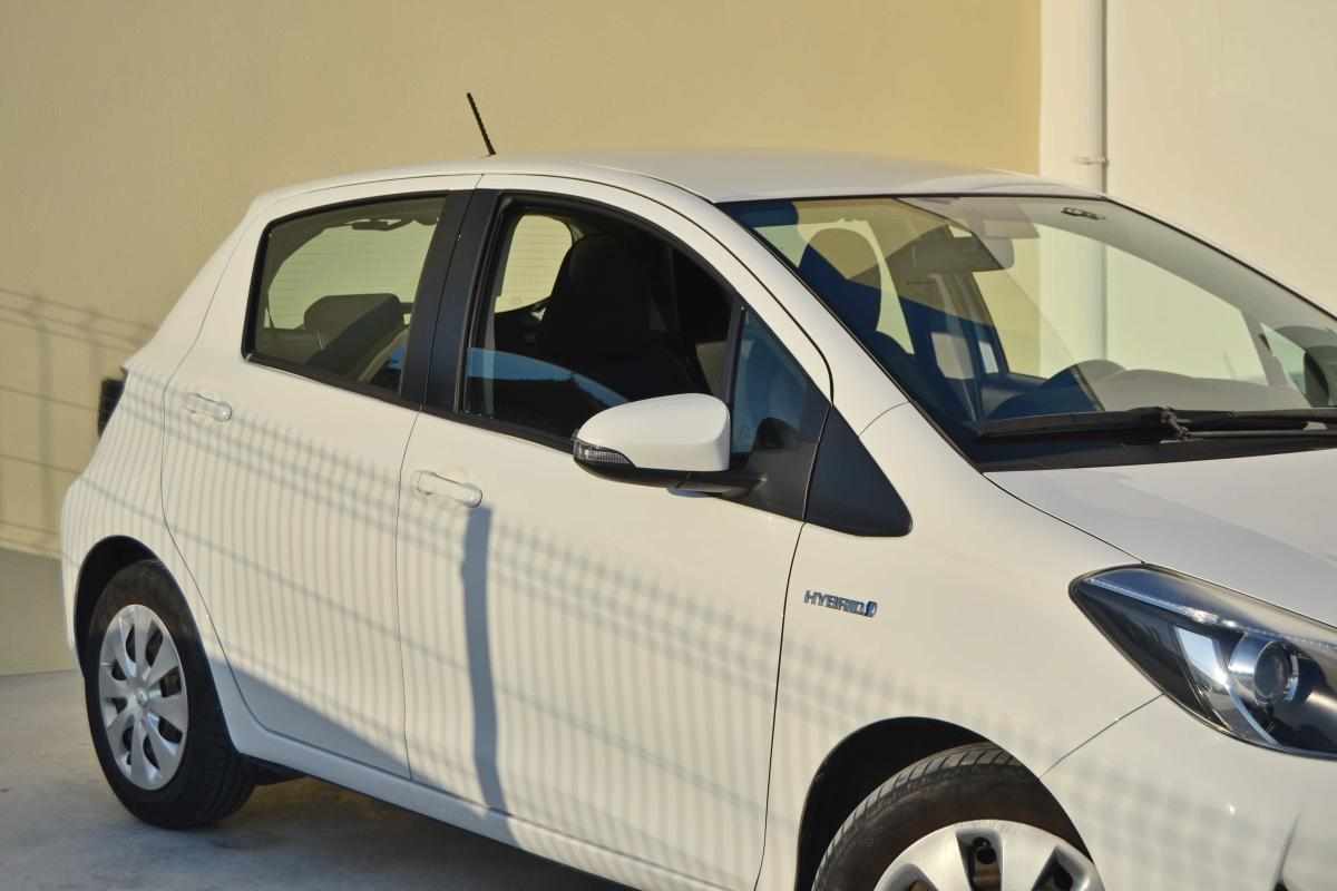toyota-yaris-hybrid-2014-gasolina-1497cc