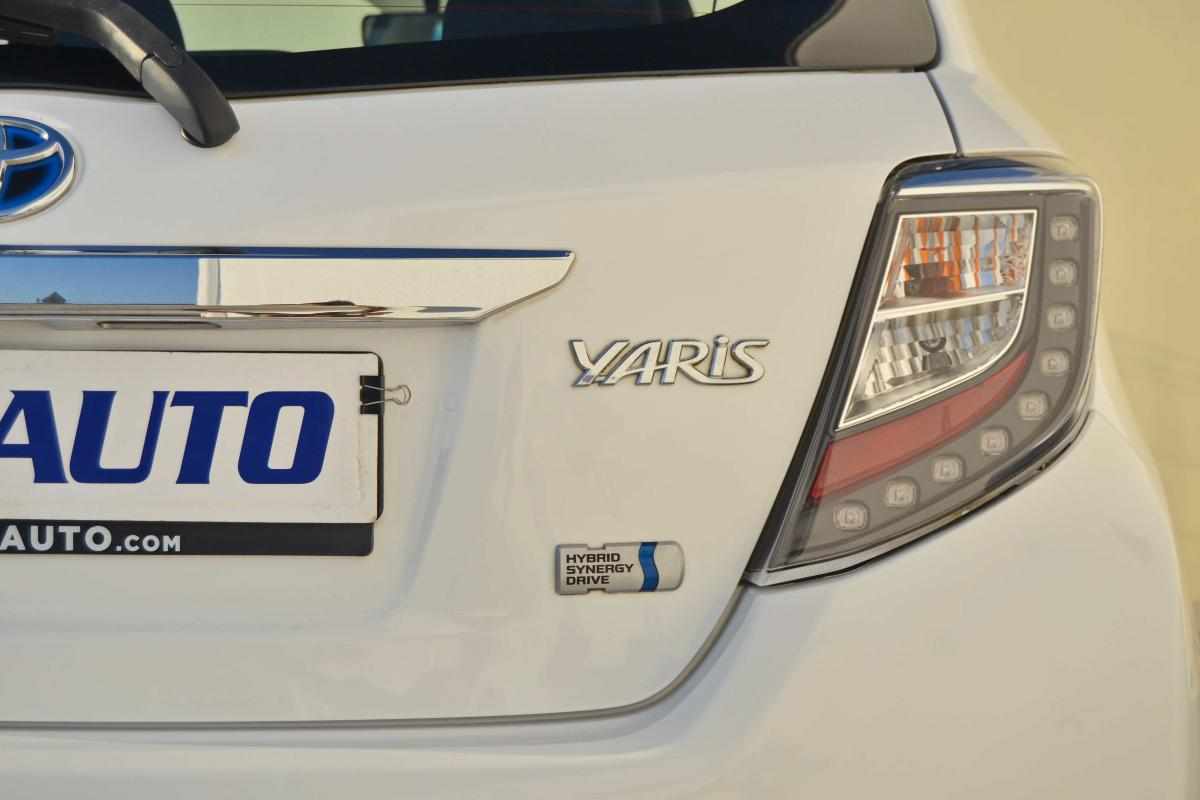 toyota-yaris-hybrid-2014-gasolina-1497cc