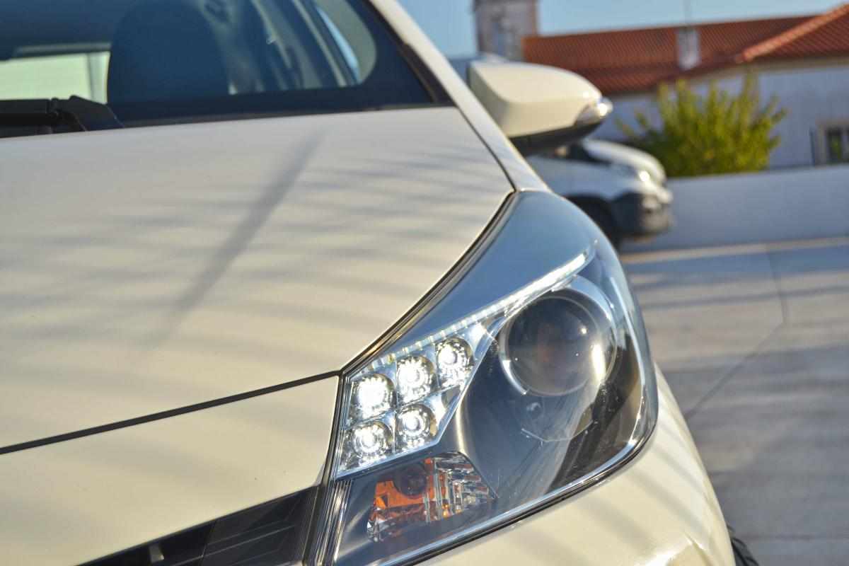 toyota-yaris-hybrid-2014-gasolina-1497cc