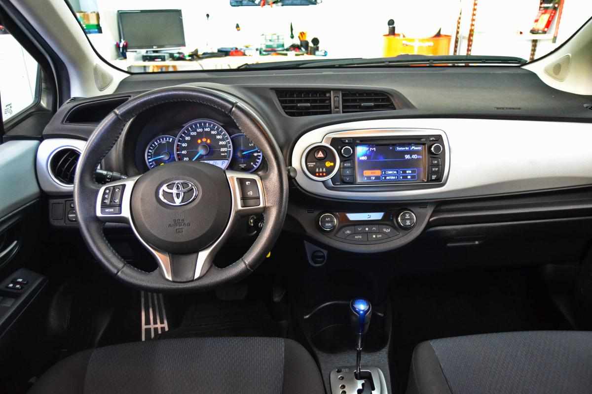 toyota-yaris-hybrid-2014-gasolina-1497cc