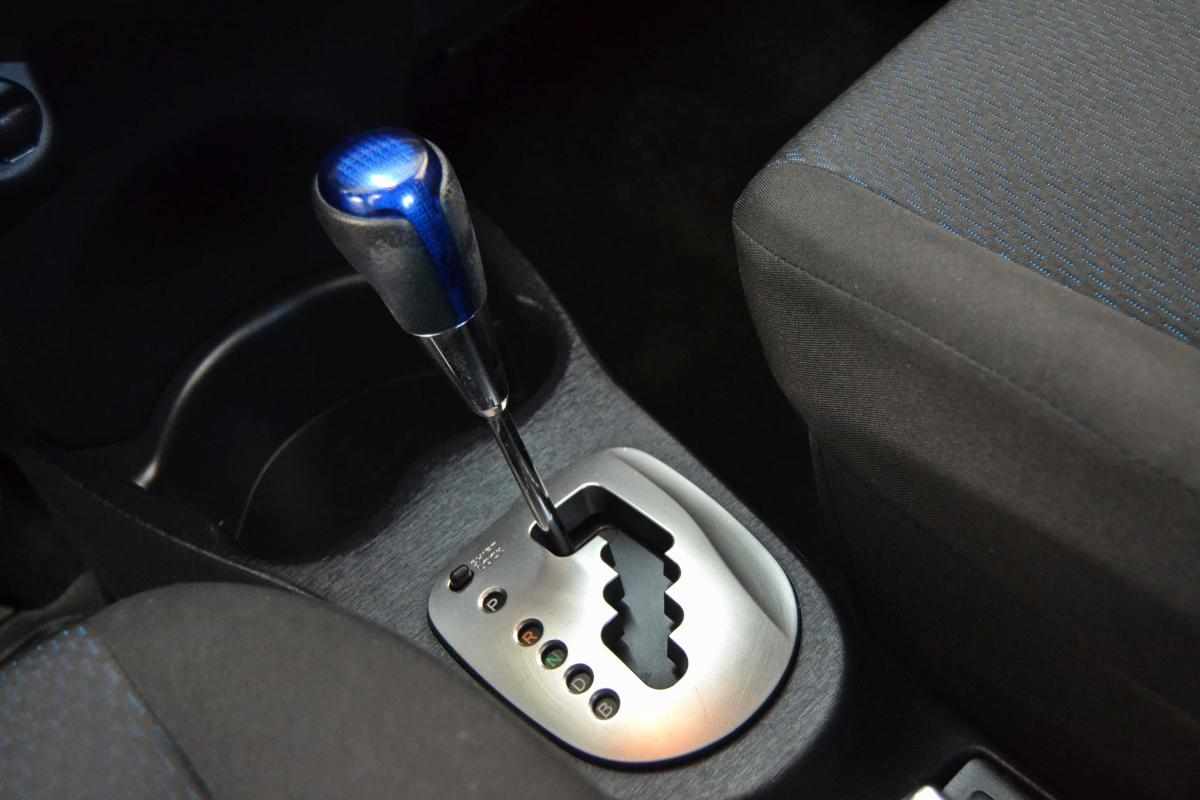 toyota-yaris-hybrid-2014-gasolina-1497cc